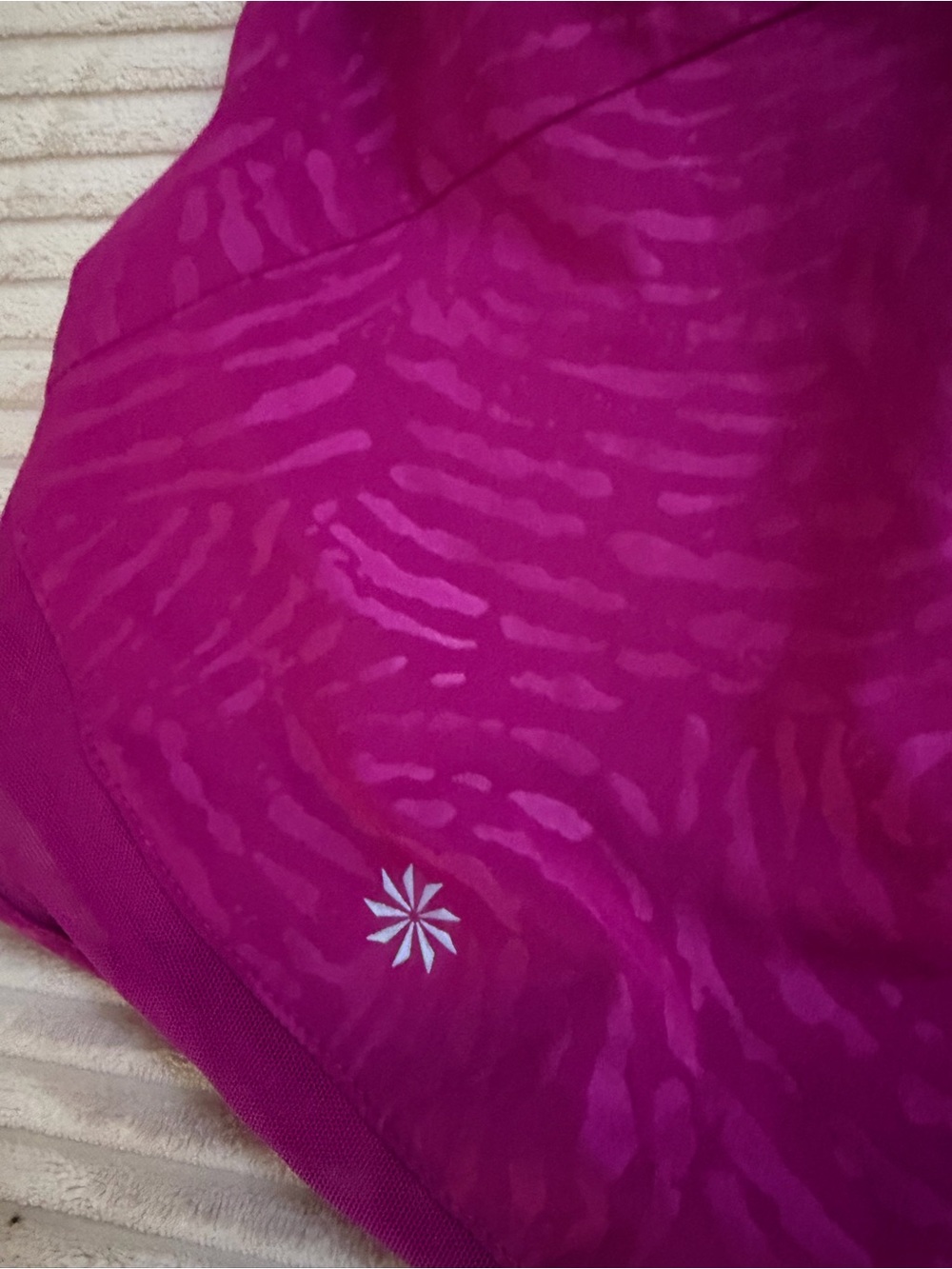 Women's Magenta Athleta Shorts size medium - Picture 3 of 4